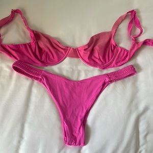 Moana bikini size large bottoms, Xl top